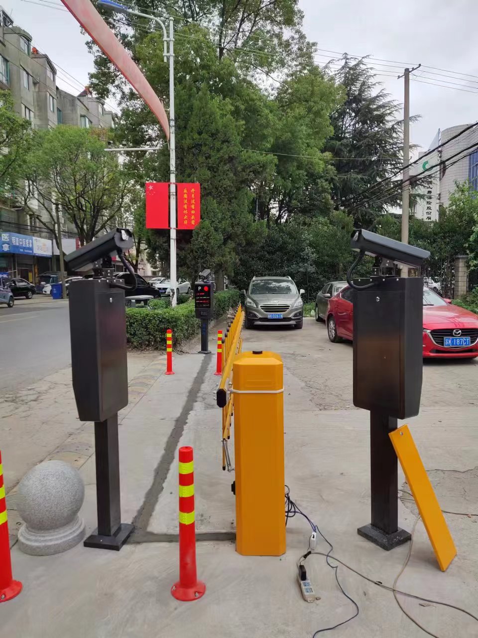 江阴市道闸